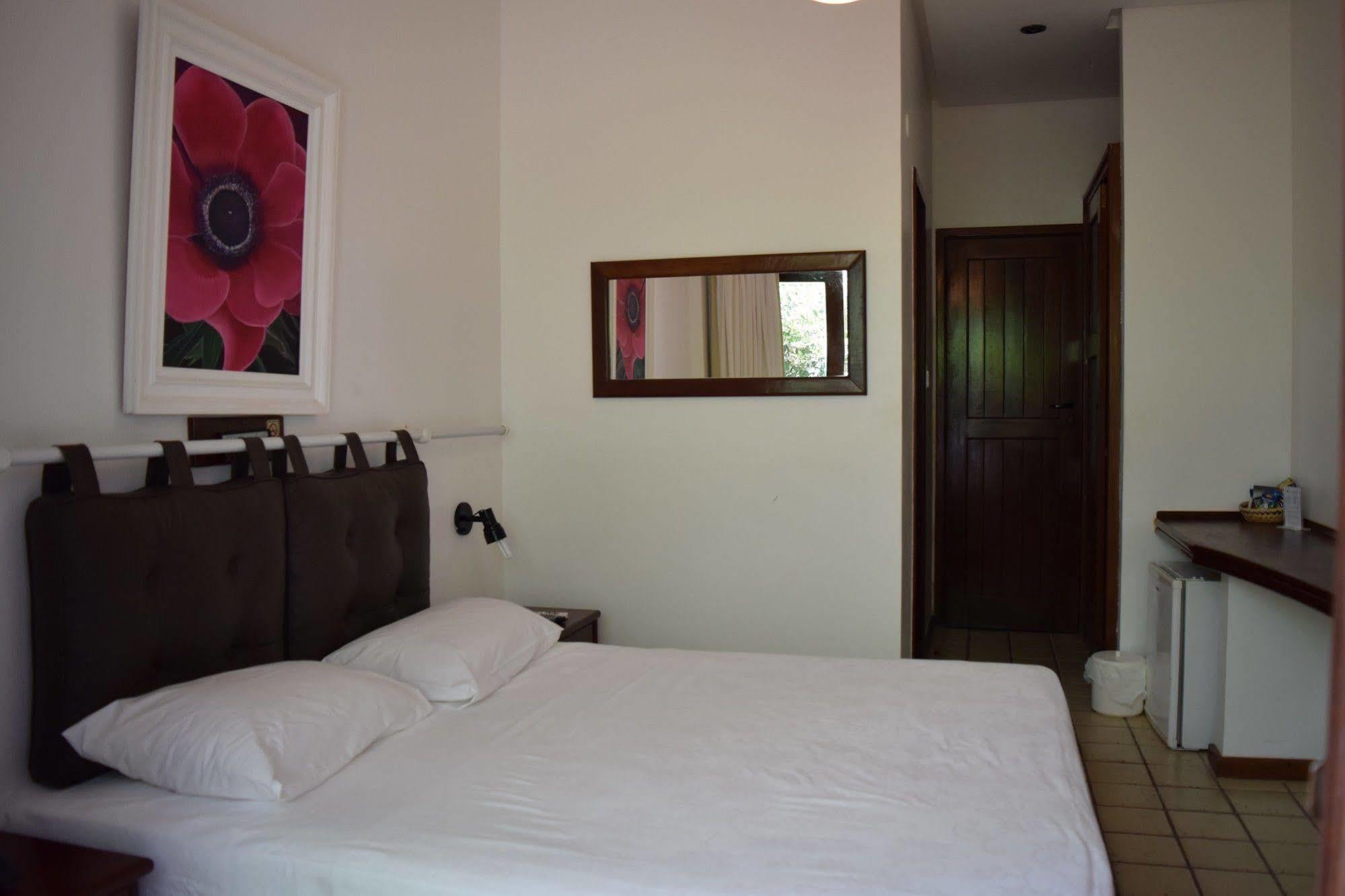 Hotel Pousada Encanto De Itapoan Salvador Exterior photo